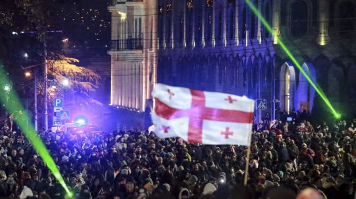 Novi protest u Gruziji: Neredi u Tbilisiju, demonstranti blokirali pristupni put crnomorskoj luci Poti