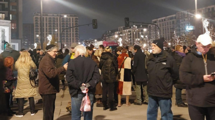 Blokada saobraćaja u Beogradu na vodi: Počeo dvočasovni protest u organizaciji inicijative "Most ostaje"