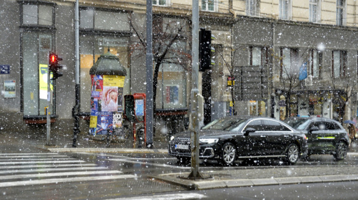 Kraj nedelje donosi kišu, susnežicu i sneg: Za vikend suvo i sunčano, ali hladno, od ponedeljka osetno toplije