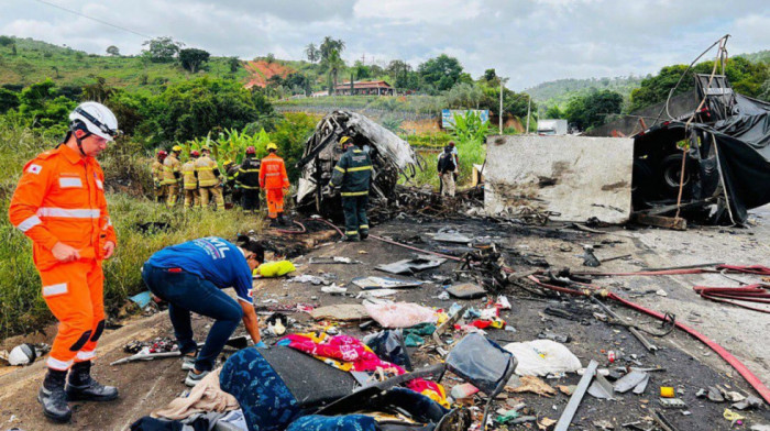 Velika tragedija u Brazilu: Više od 30 poginulih u sudaru autobusa i kamiona, strahuje se da će broj žrtava rasti