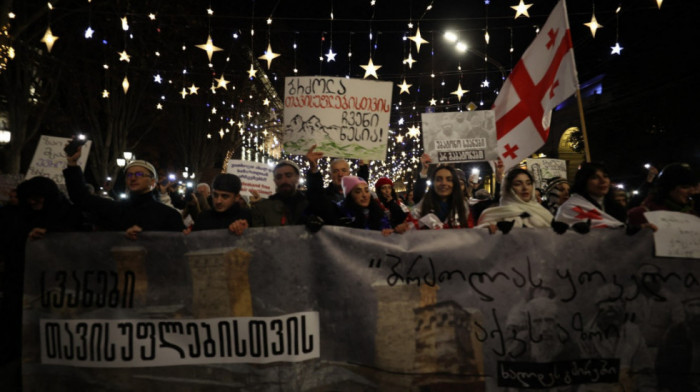 Održan još jedan protest opozicije u Tbilisiju, Zurabišvili najavila da će se u nedelju pridružiti demonstrantima