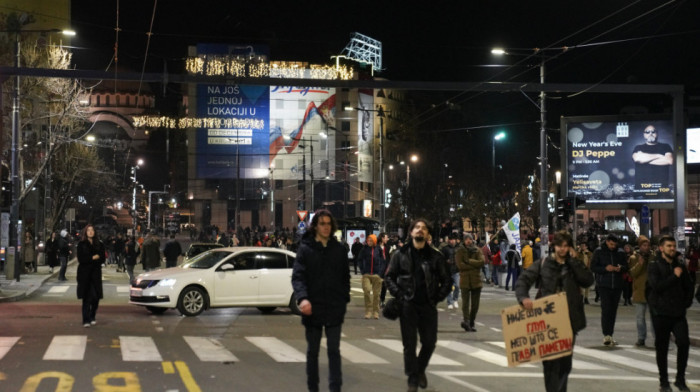 Uhapšen taksista koji je udario pešaka nakon protesta na Slaviji