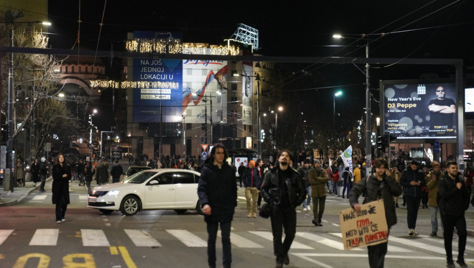 Uhapšen taksista koji je udario pešaka nakon protesta na Slaviji