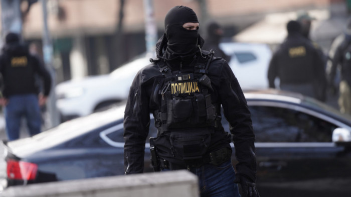 Otkriveni detalji velike akcije policije u Beogradu: Uhapšena devetočlana kriminalna grupa, pretresno 16 lokacija