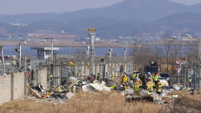 Srušio se avion u Južnoj Koreji, najmanje 120 mrtvih: Letelica udarila u zid ograde na međunarodnom aerodromu