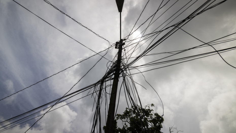 Portoriko poslednjeg dana u godini bez struje: Oko 90 odsto potrošača nema električnu energiju