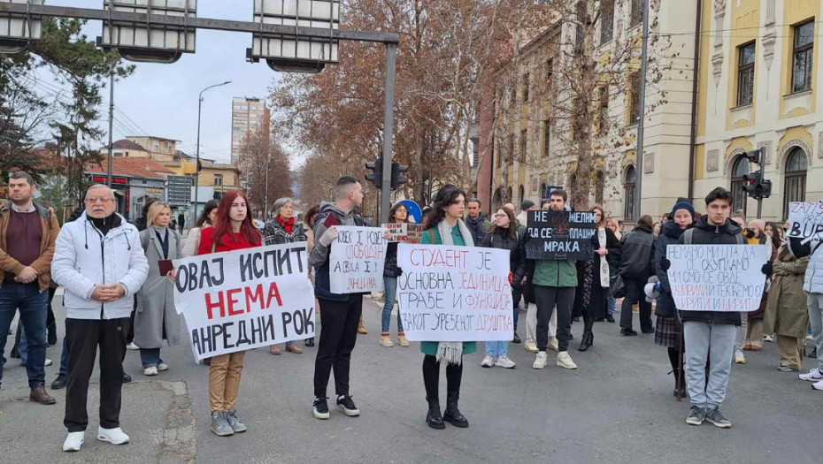 Uhapšen muškarac osumnjičen da je poprskao suzavcem mladića tokom blokada u Novom Sadu