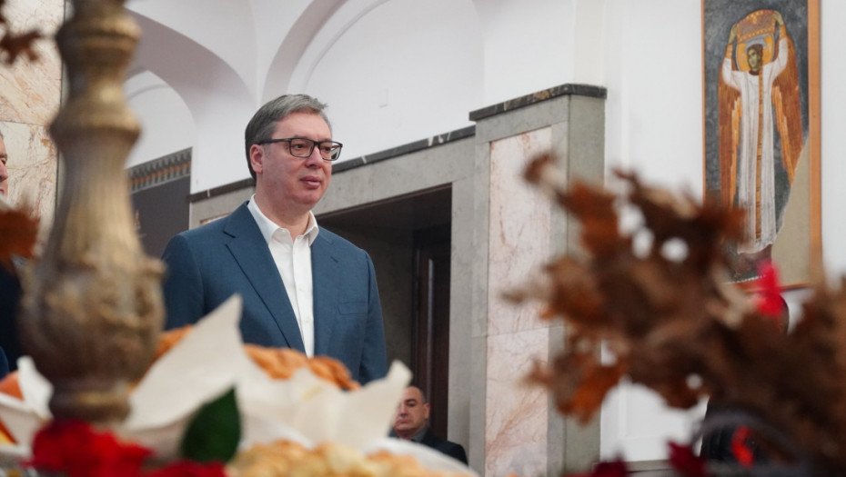 Vučić čestitao Božić svima koji slave po julijanskom kalendaru