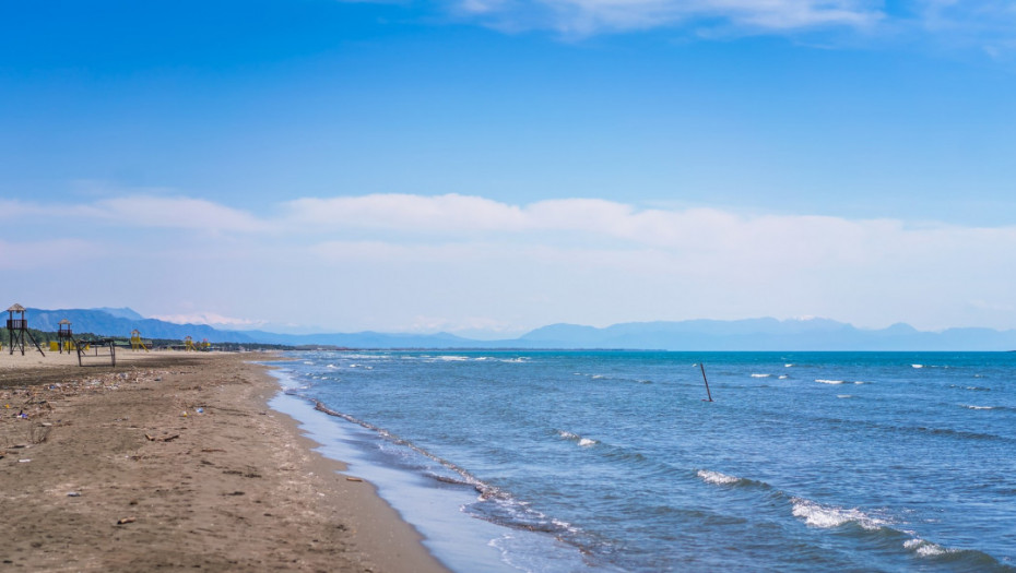 Čudno i opasno stvorenje vreba na plažama: Izgleda nestvarno, ali ga nikako ne treba pipati (FOTO)