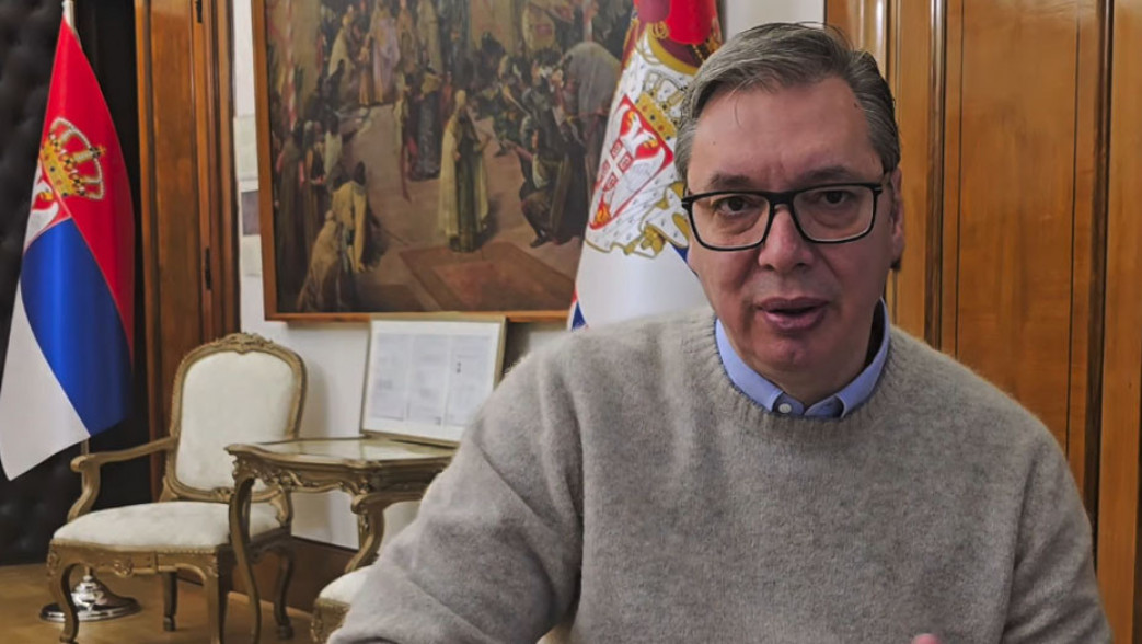 Vučić pozvao opozicione stranke da predaju potpise za savetodavni referendum o poverenju predsedniku