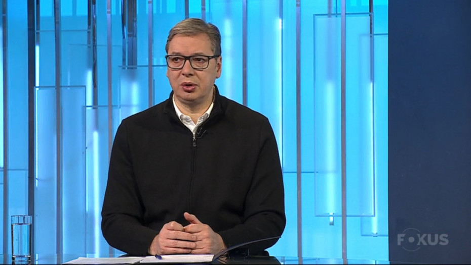 Vučić: Teror Prištine očigledan, Srbi na KiM neće ostati bez primanja