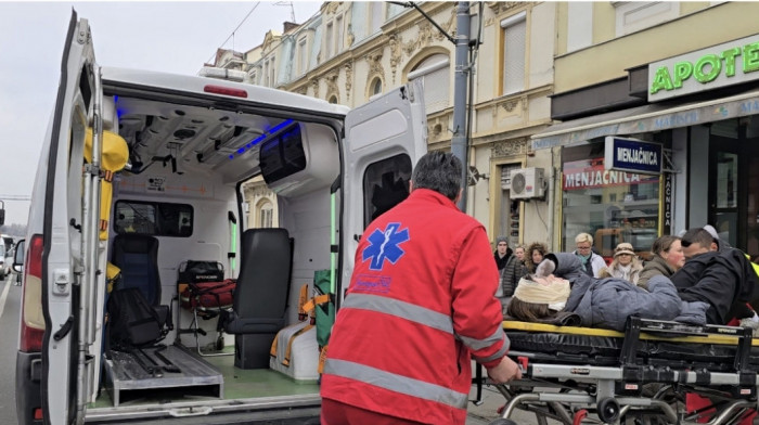 Devojka koju je udario auto u Ruzveltovoj puštena na kućno lečenje