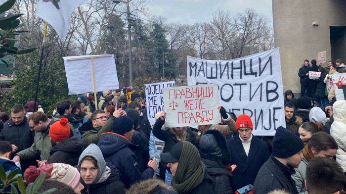 Novi protest studenata ispred Višeg javnog tužilaštva u Beogradu