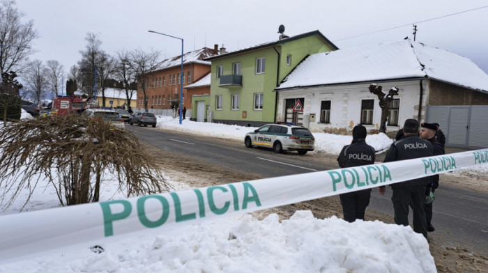 Najmanje dve osobe ubijene u napadu nožem u školi u Slovačkoj