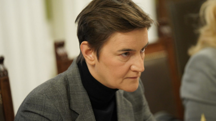 Brnabić: Važno je da postoji kontakt centar za studente jer oni nemaju informacije