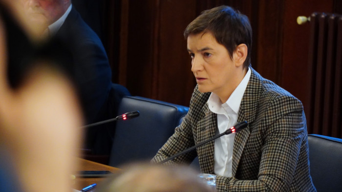 Brnabić: Postoje različita mišljenja u okviru naše stranke o tome šta je bolje u ovom trenutku