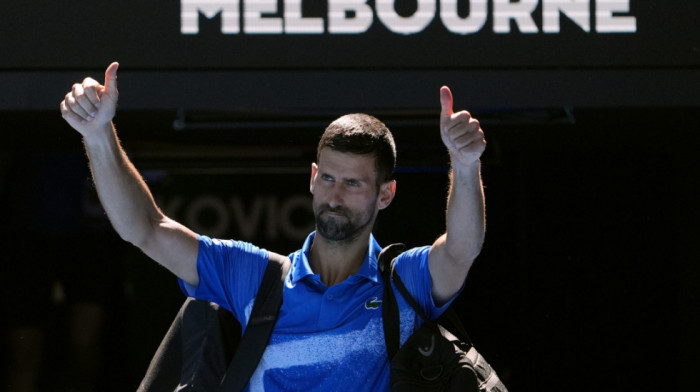 Novak Đoković predao meč polufinala Australijan Opena: Povreda je bila jača, Zverev će se boriti za trofej