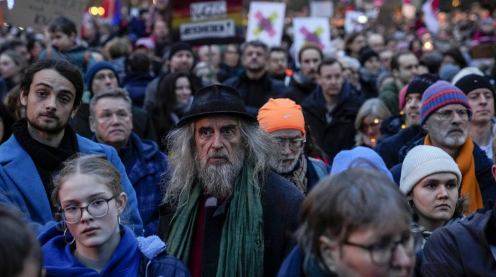 Demonstracije u Berlinu protiv dodatnog naoružavanja Bundesvera