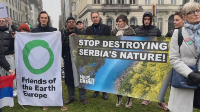 U Briselu o litijumu u Srbiji: Protest protiv Rio Tinta uoči projekcije dokumentarnog filma i debate o projektu Jadar