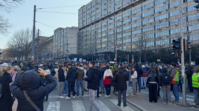 Protest glumaca: Organizovana šetnja od Hrama Svetog Save do Nemanjine ulice