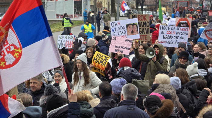 Protest "Sretnimo se na Sretenje" U Kragujevcu: Blokada Lepeničkog bulevara na 15 sati