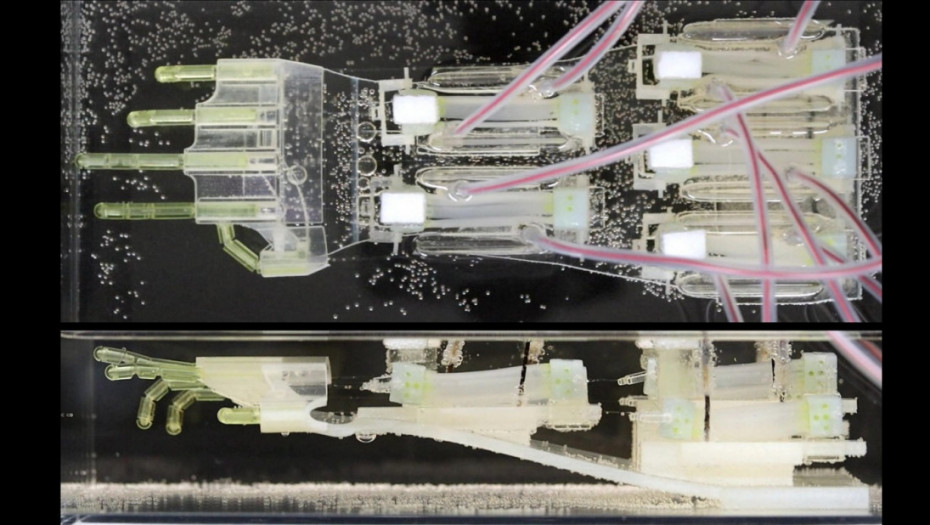 Tim japanskih istraživača razvio biohibridnu robotičku ruku