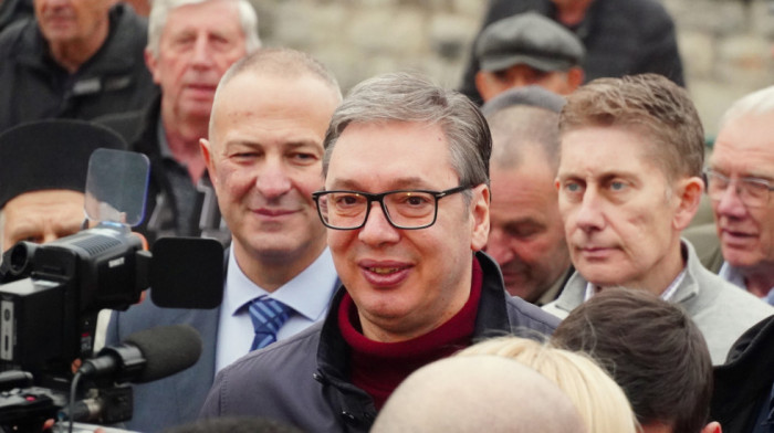 Vučić: Za sedam, osam dana donosimo zakon za povoljne stambene kredite za mlade