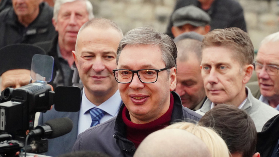 Vučić: Za sedam, osam dana donosimo zakon za povoljne stambene kredite za mlade