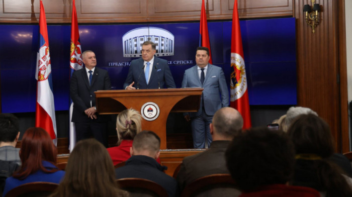 Dodik sa predstavnicima Srba zaposlenim u institucijama na niovu BiH