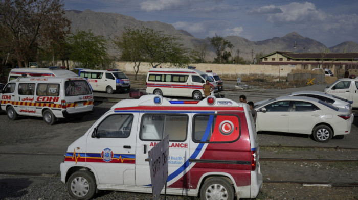 Masakr u Pakistanu: Militanti ubili 50 talaca nakon otmice voza, više  od 200 ljudi i dalje zarobljeno