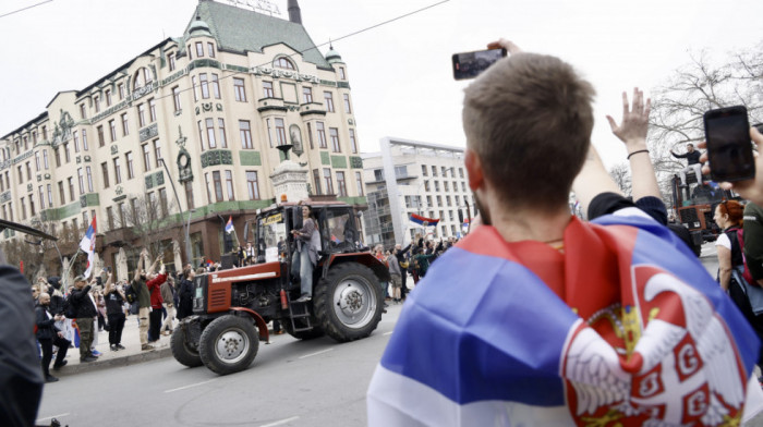 Pad broja rezervacija u hotelima usled blokada i protesta: Kako će se turistički sektor izboriti sa krizom?