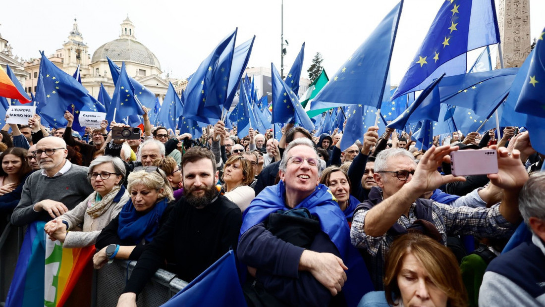 ''Trg za Evropu'': Više od 30.000 ljudi na proevropskim demonstracijama u Rimu