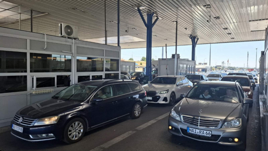 AMSS: Na vrelom asfaltu kvarovi na vozilu češći, izbegavati duže putovanje u najtoplijem delu dana