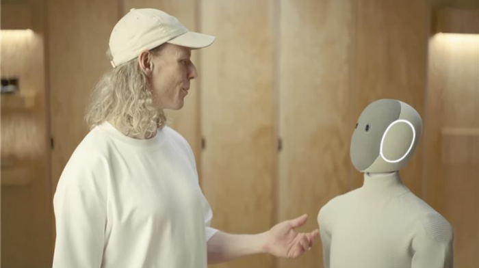 Predstavljen Neo, kućni robot koji pere sudove i priča viceve za 20.000 dolara