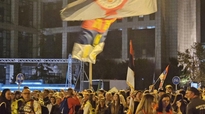 Studenti iz Novog Pazara koji su pešačili 15 dana stigli u Novi Sad